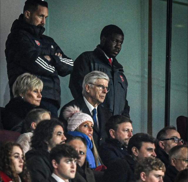 温格4年首次回归酋长，悄悄的！塔帅邀恩师进更衣室